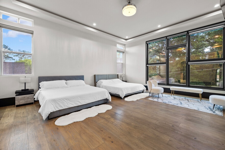 More Photos Of 2401 Greenglade Rd NE, Atlanta Specialty For Sale