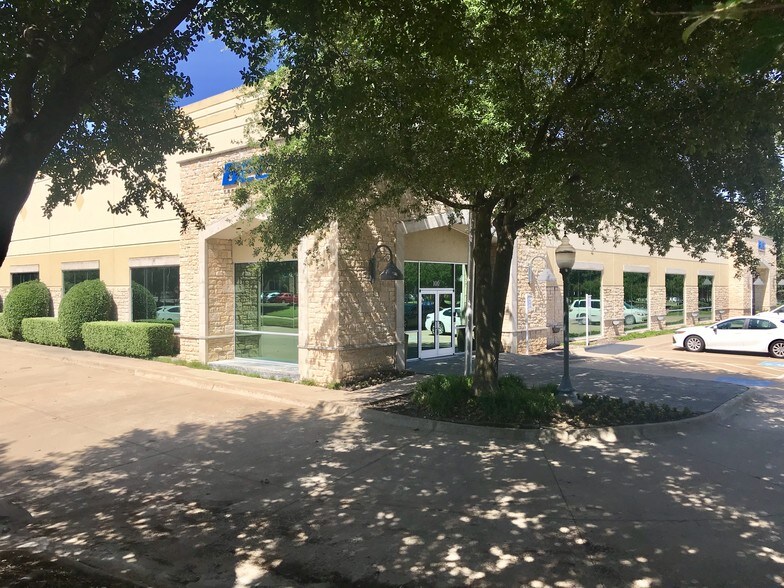 More Photos Of 3301 Matrix Dr, Richardson Research And Development For Sale