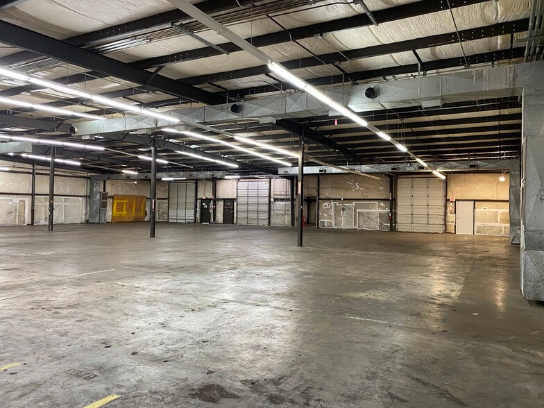 More Photos Of 4090 Shelby Dr, Memphis Warehouse For Sale