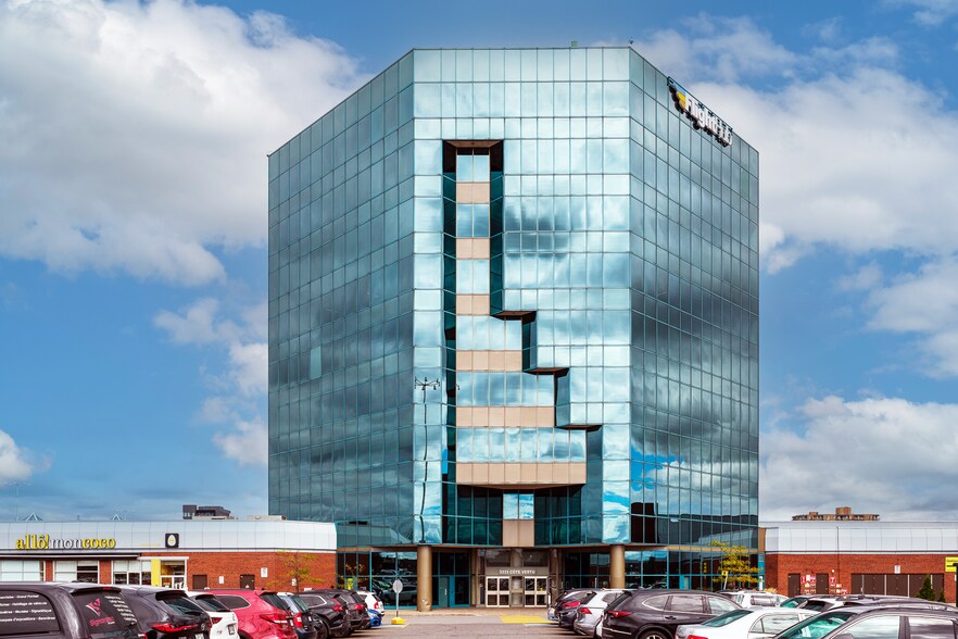 More Photos Of 3333 Boul De La Côte-Vertu, Saint-Laurent Office Residential For Lease