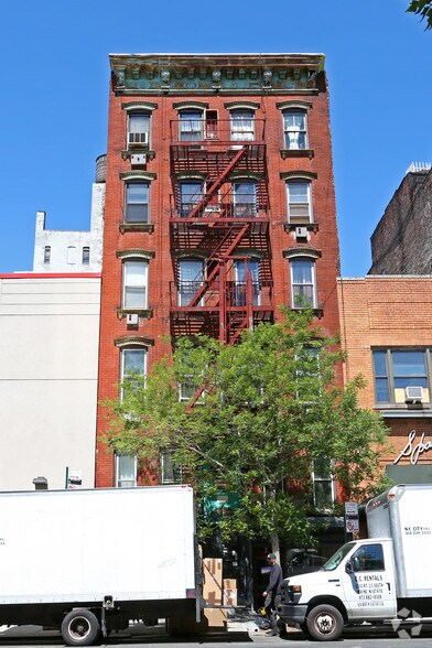 More Photos Of 187 Chrystie St, New York Apartments For Lease