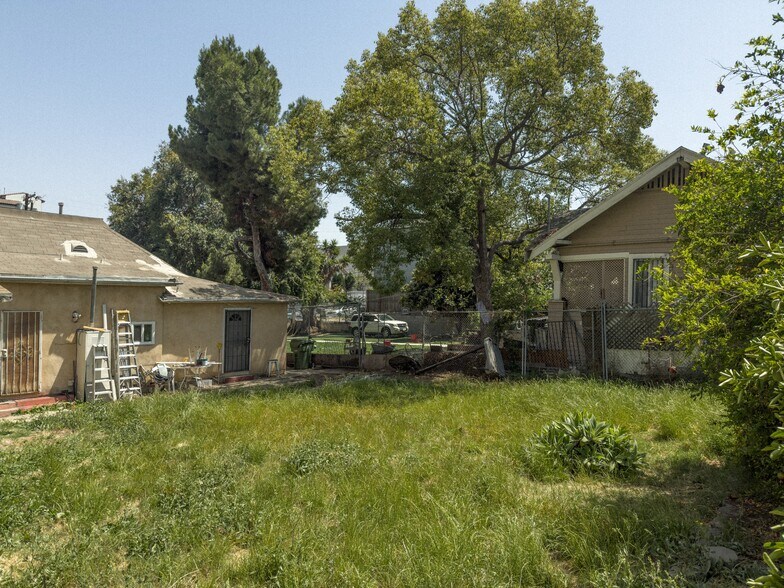 More Photos Of 427 N Bixel St, Los Angeles Specialty For Sale