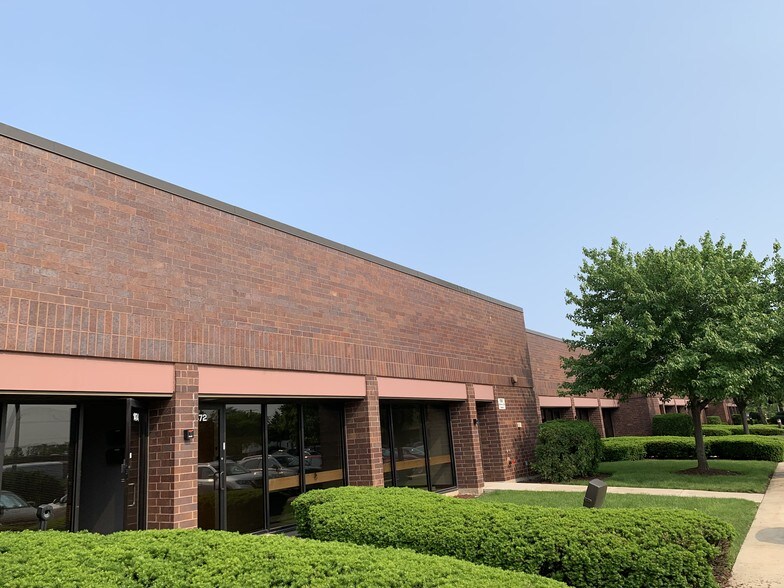 More Photos Of 1450-1484 Elmhurst Rd, Elk Grove Village Unknown For Lease