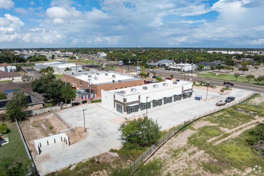 More Photos Of 4101 Pecan Blvd, McAllen General Retail For Lease
