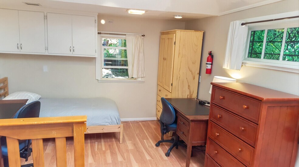 More Photos Of 2633 Regent St, Berkeley Multifamily For Sale