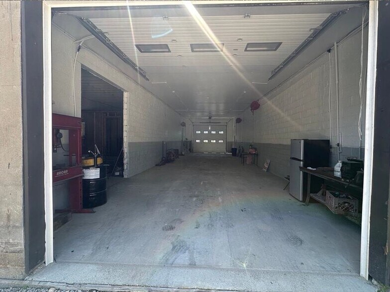 More Photos Of 23 Brightside Ave, East Northport Industrial For Lease
