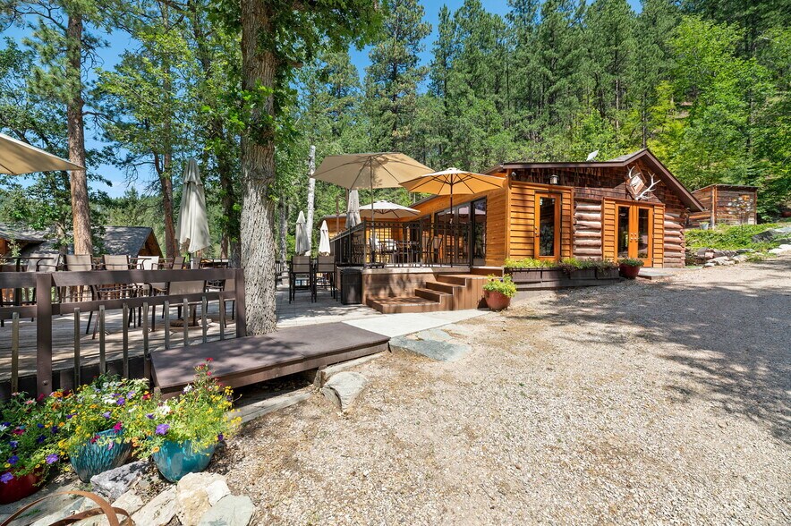 More Photos Of 10888 Rimrock Pl, Spearfish Hotel For Sale