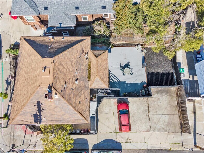 More Photos Of 3300 Harrison St, Oakland Apartments For Sale