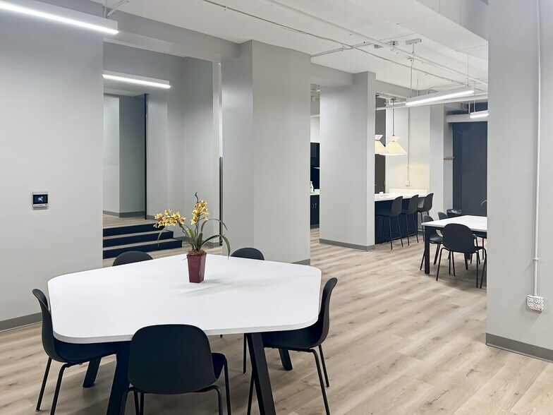 More Photos Of 16-20 E Broad St, Columbus Coworking Space