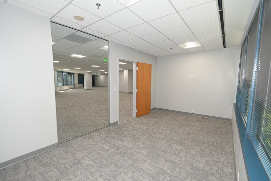 More Photos Of 225 E Robinson St, Orlando Office Residential For Lease