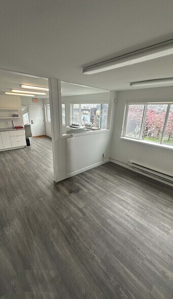 More Photos Of 24-28 W 7th Ave, Vancouver Office For Lease