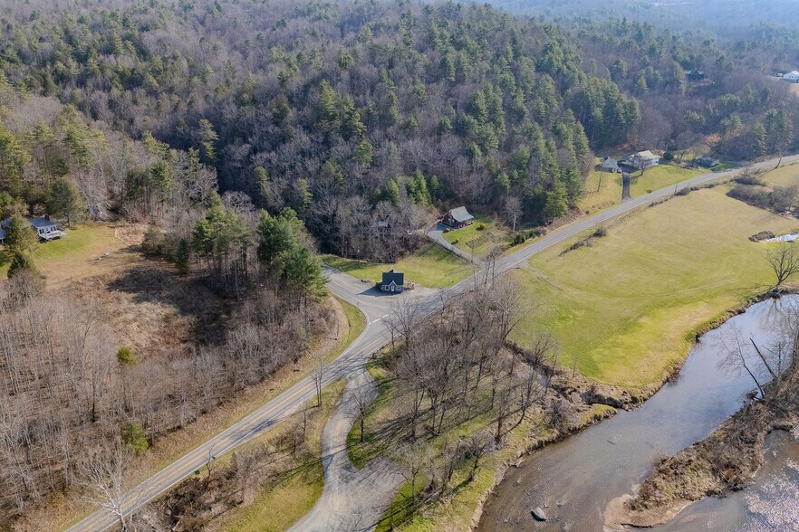 More Photos Of 12 Scenic Rd, Fries General Retail For Sale