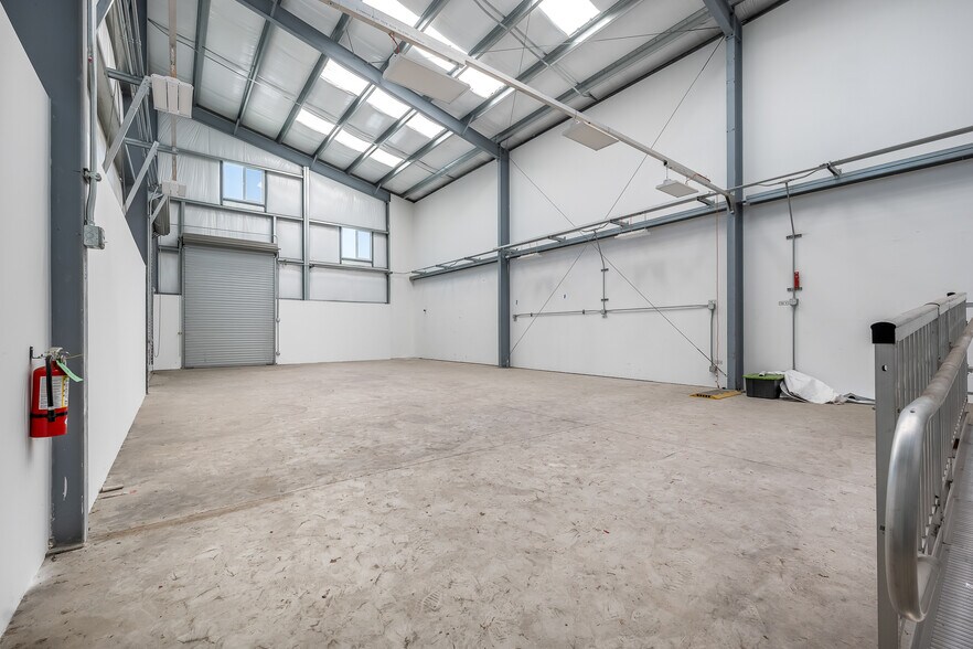 More Photos Of 7687 Lemon Ave, Lemon Grove Warehouse For Sale