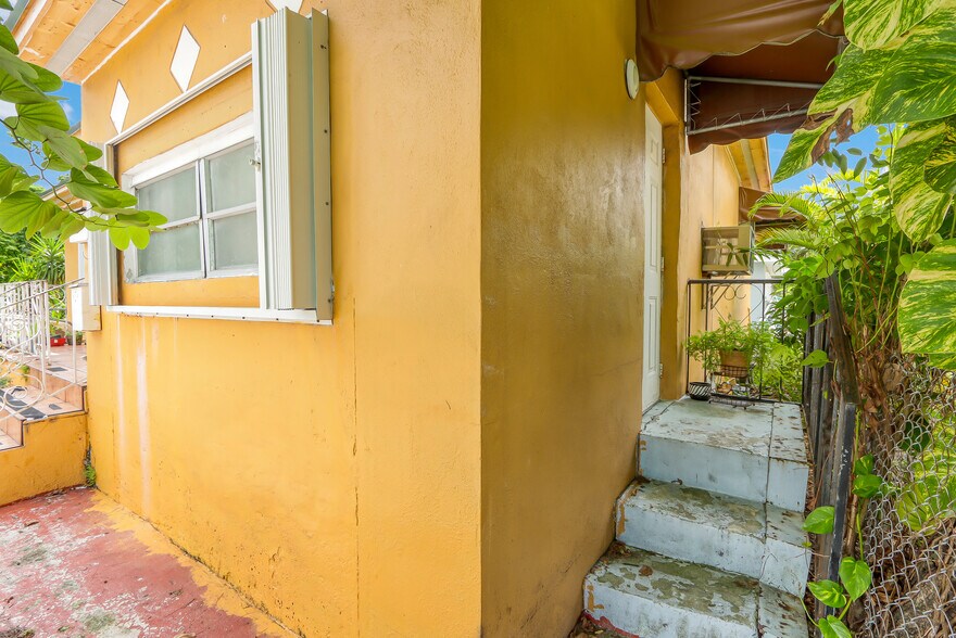 More Photos Of 2120 Sw 5th St, Miami Apartments For Sale