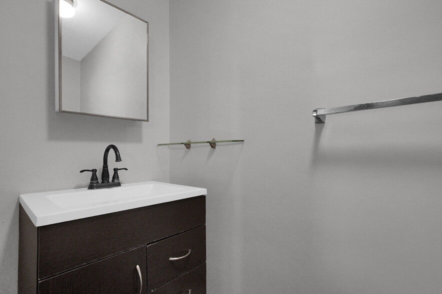 More Photos Of 2208 Arlington Ave, Columbus Apartments For Sale