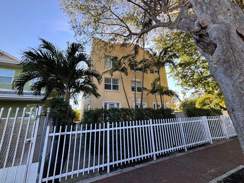 More Photos Of 843 SW 13th Ave, Miami Apartments For Sale