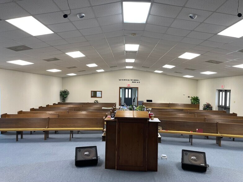 More Photos Of 11141 N Avenue L, La Porte Religious Facility For Sale