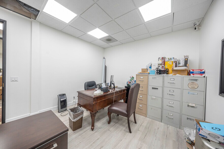 More Photos Of 910 N Amelia Ave, San Dimas Office For Lease