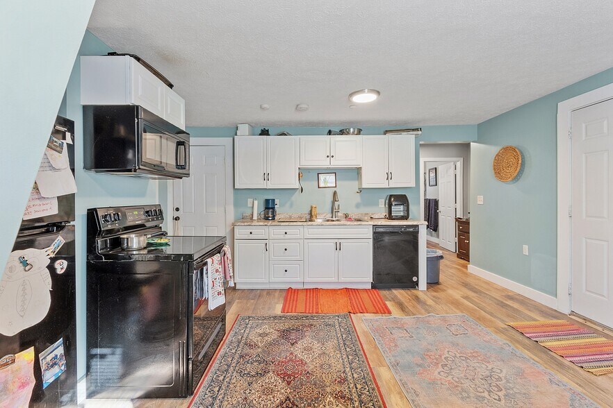 More Photos Of 122 Laurel St, Fitchburg Multifamily For Sale