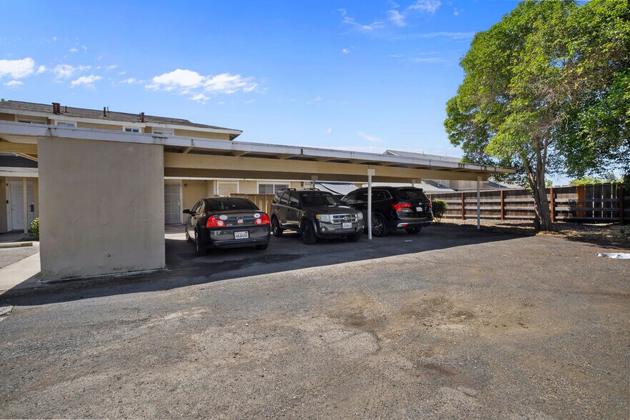 More Photos Of 3321 Santa Rosa Ct, Merced Apartments For Sale