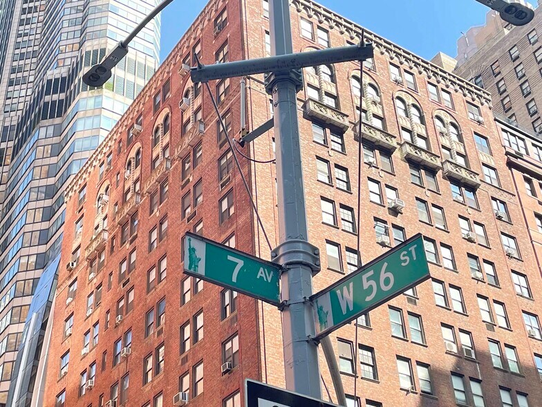 More Photos Of 162 W 56th St, New York Apartments For Sale