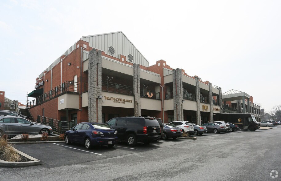 More Photos Of 1496 Reisterstown Rd, Pikesville Unknown For Lease