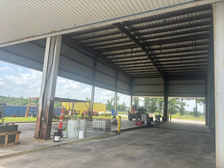 More Photos Of 6040 Highway 175, Frierson Warehouse For Sale