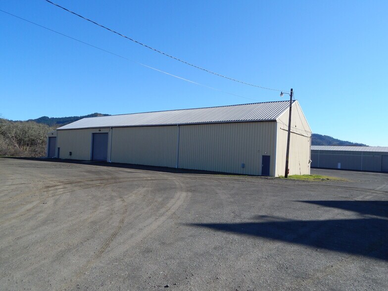 More Photos Of 121 Deady Crossing Rd, Sutherlin Warehouse For Sale