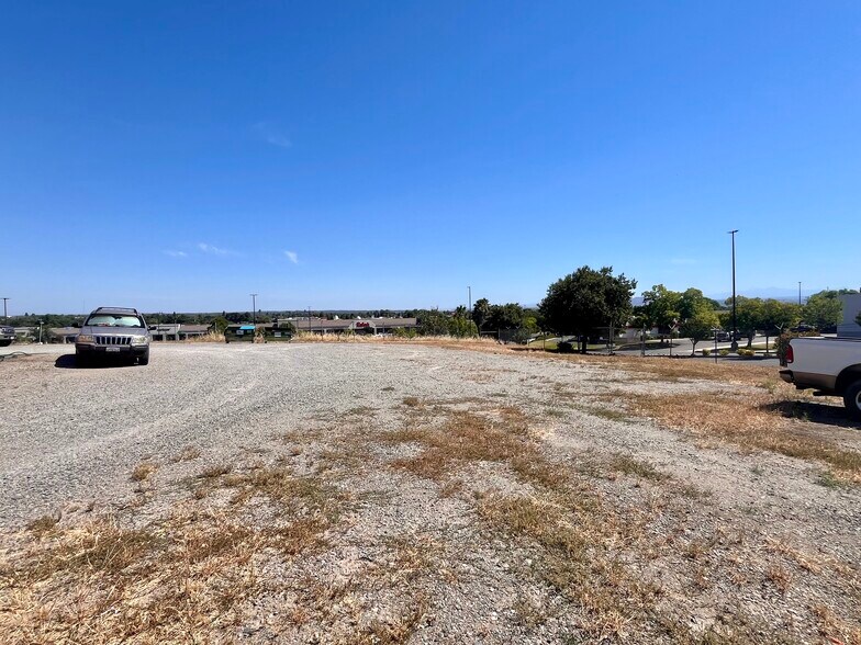 More Photos Of 510 Luther Rd, Red Bluff Warehouse For Sale