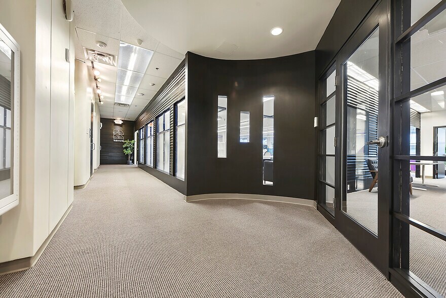 More Photos Of 309 Smithfield St, Pittsburgh Medical For Lease