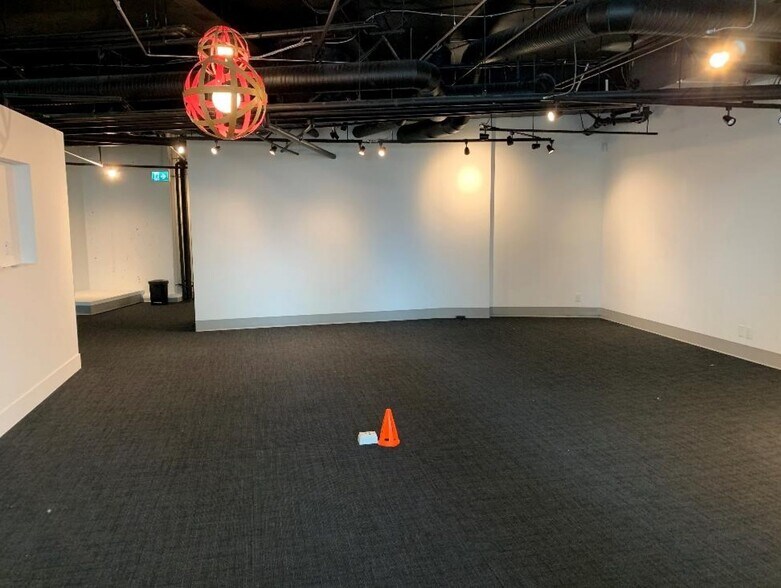 More Photos Of 638 Broughton St, Vancouver Office For Sale