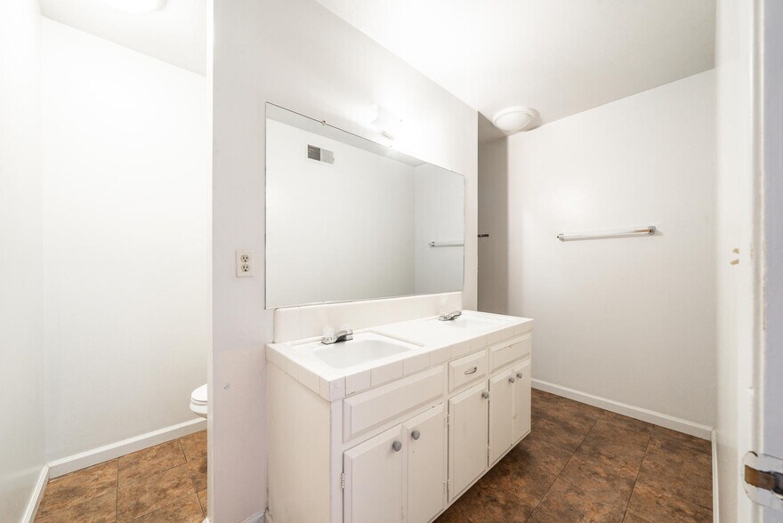 More Photos Of 609 Rancheria Dr, Chico Apartments For Sale