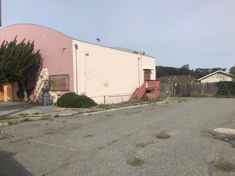 More Photos Of 744 El Camino Real, South San Francisco Restaurant For Lease