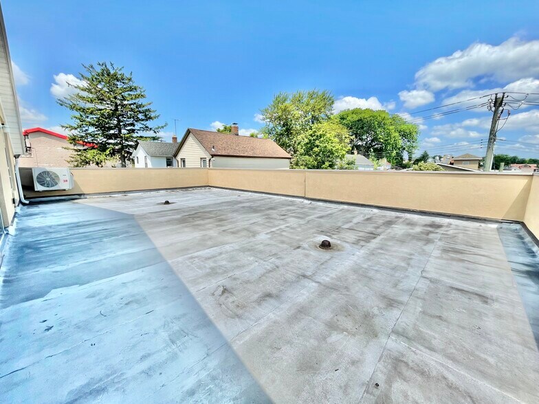 More Photos Of 150-30 12th Ave, Whitestone Apartments For Sale