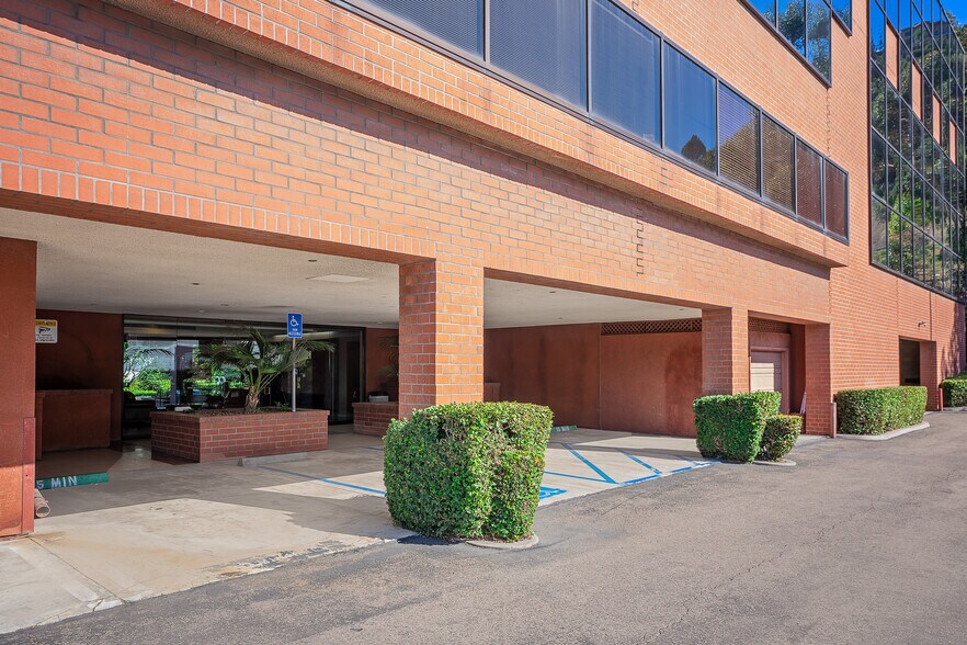 More Photos Of 3465 Camino del Rio S, San Diego Loft Creative Space For Lease