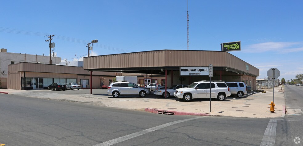 More Photos Of 601 Broadway St, El Centro Storefront For Sale