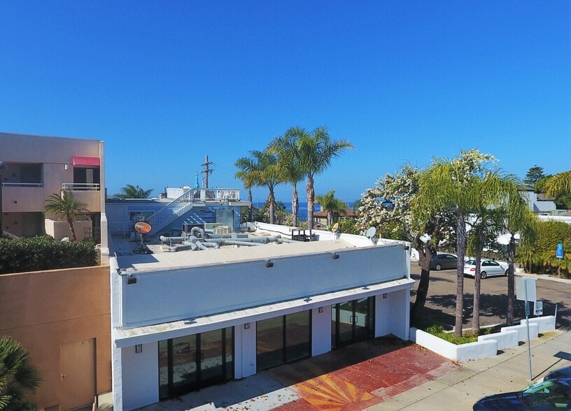 More Photos Of 5752 La Jolla Blvd, La Jolla Restaurant For Sale