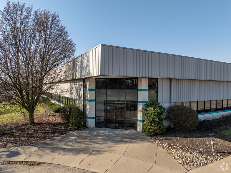 More Photos Of 7500 Industrial Row Dr, Mason Warehouse For Lease