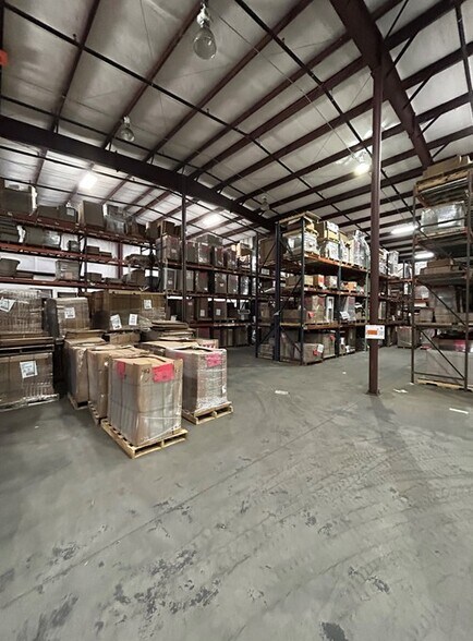 More Photos Of 9800 I 65 Service Rd S, Creola Warehouse For Lease