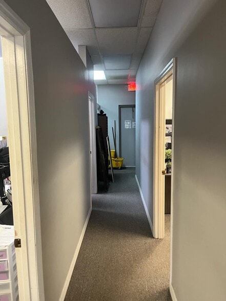 More Photos Of 2935 SE 58th Ave, Ocala Storefront Retail Office For Sale