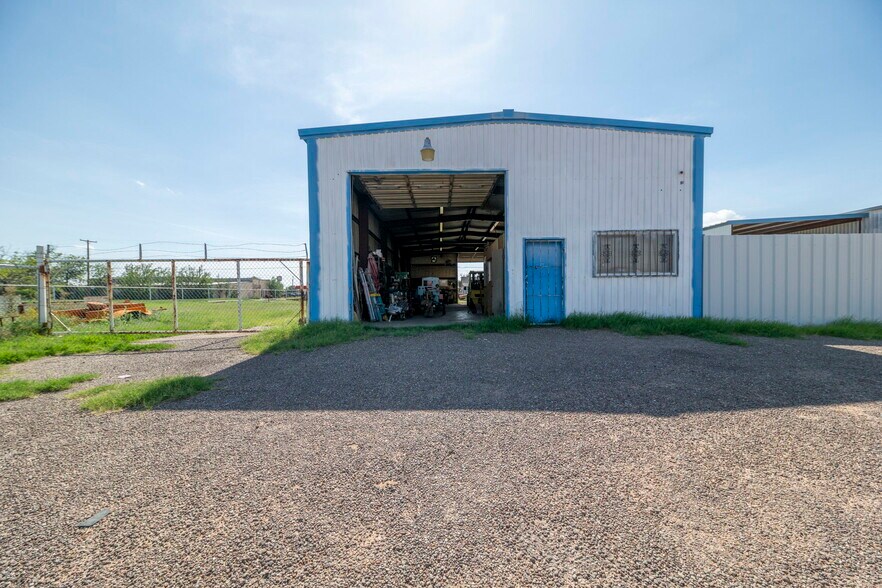 Primary Photo Of 708 S Colorado St, Midland Industrial For Sale