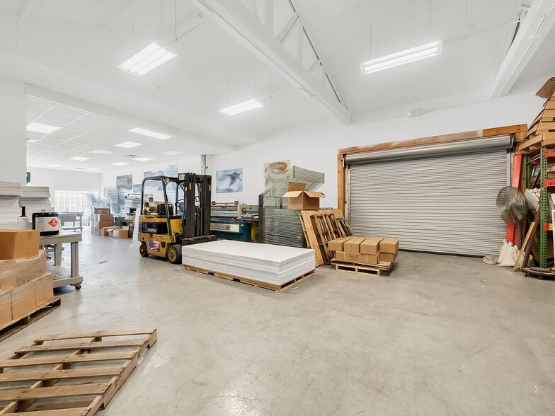 More Photos Of 503 W Robinson St, Orlando Industrial For Lease