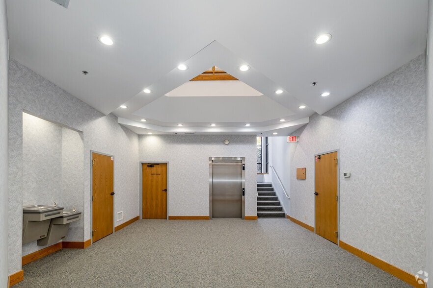 More Photos Of 822 Centennial Way, Lansing Office For Sale