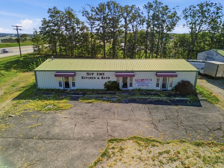 More Photos Of 1398 S Valley Rd, West Plains General Retail For Sale