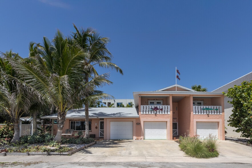 More Photos Of 312 Wavecrest Ave, Indialantic Multifamily For Sale