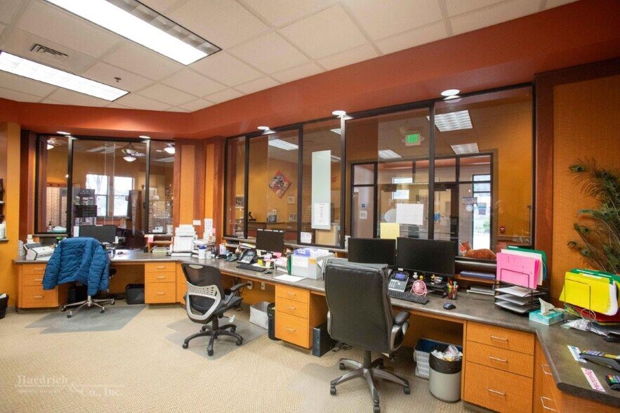 More Photos Of 2216 Buenaventura Blvd, Redding Medical For Sale