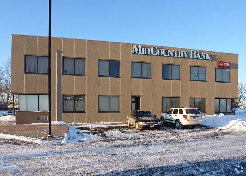 More Photos Of 1320 S Frontage Rd, Hastings Office For Lease