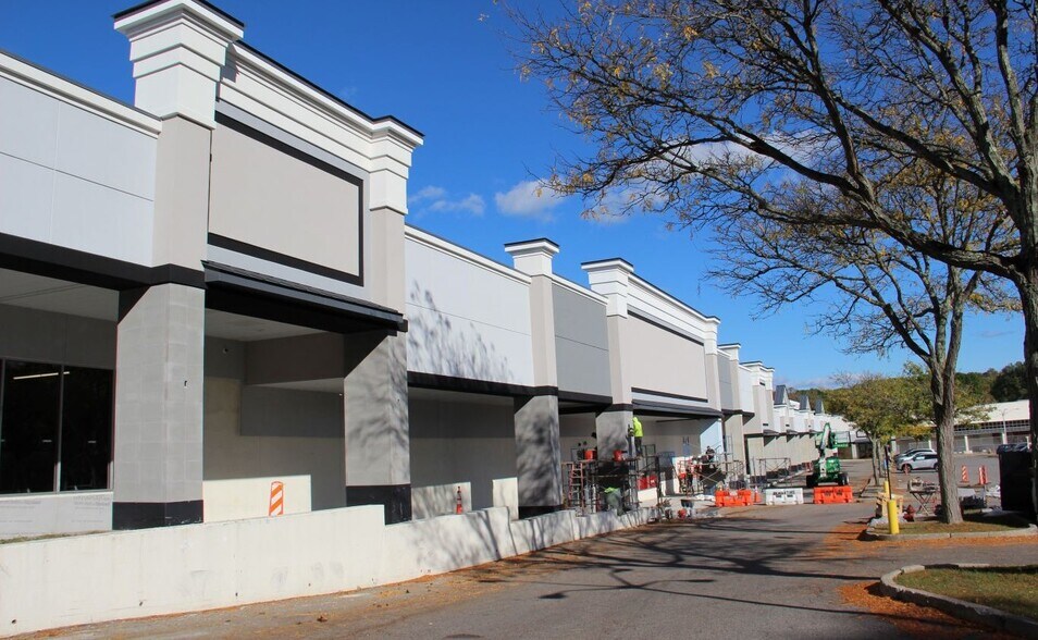 More Photos Of 100 Triangle Ctr, Yorktown Heights Unknown For Lease