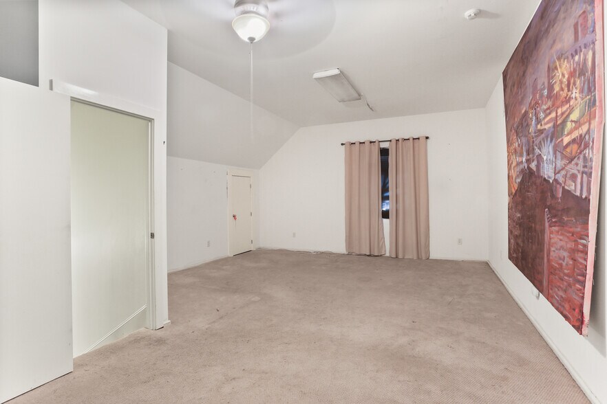 More Photos Of 402 W 121st St, Cut Off Apartments For Sale