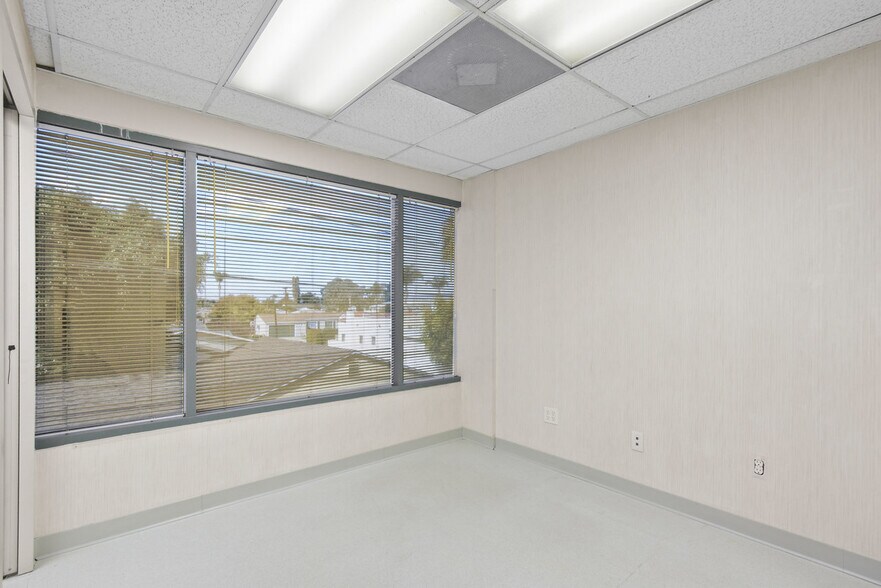 More Photos Of 256 Landis Ave, Chula Vista Medical For Lease